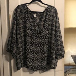Old navy black and white print tunic XXL